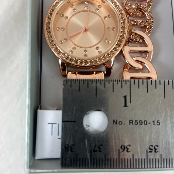 Time & Tru Women’s Wristwatch & Bracelet Set Rose Gold Tone Crystal Accents New - Picture 7 of 10